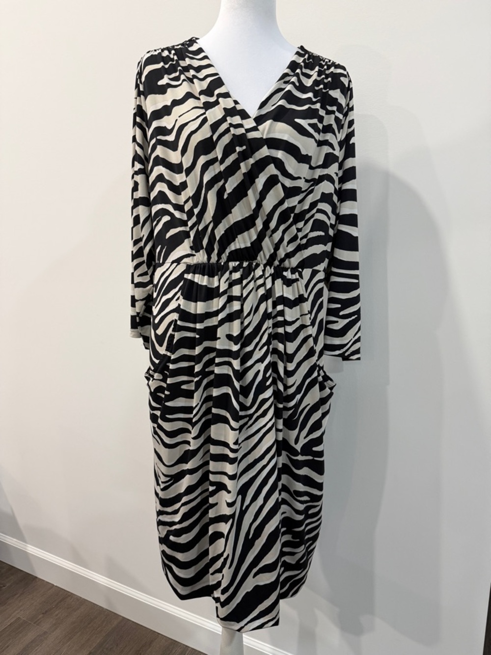 Alfani Black and White Zebra-Print Midi Wrap Dress 1X with Pockets